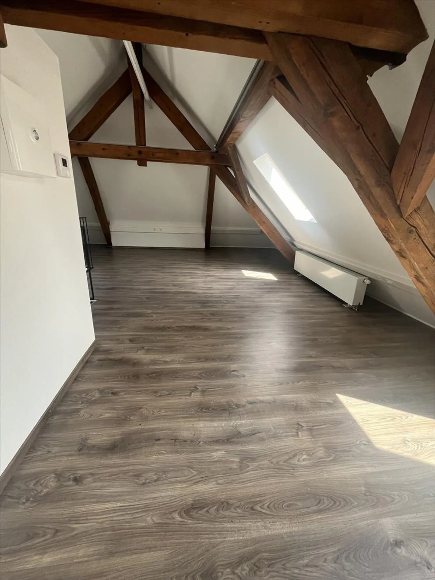 Bellissimi locali di 110 m2 su due livelli ristrutturati - Foto 3 di 7