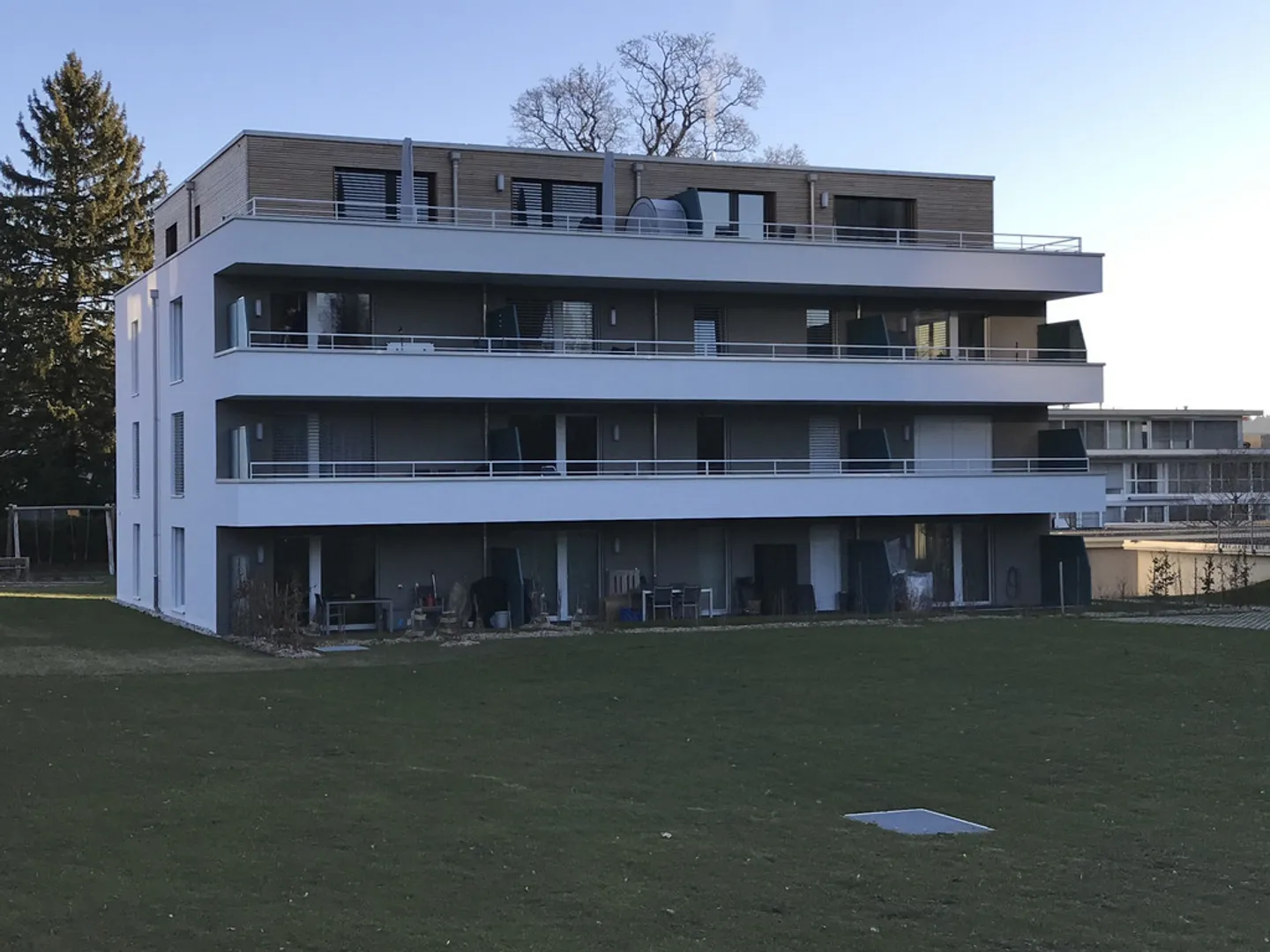 Appartamento 3.5 stanze con balcone - Foto 1 di 9