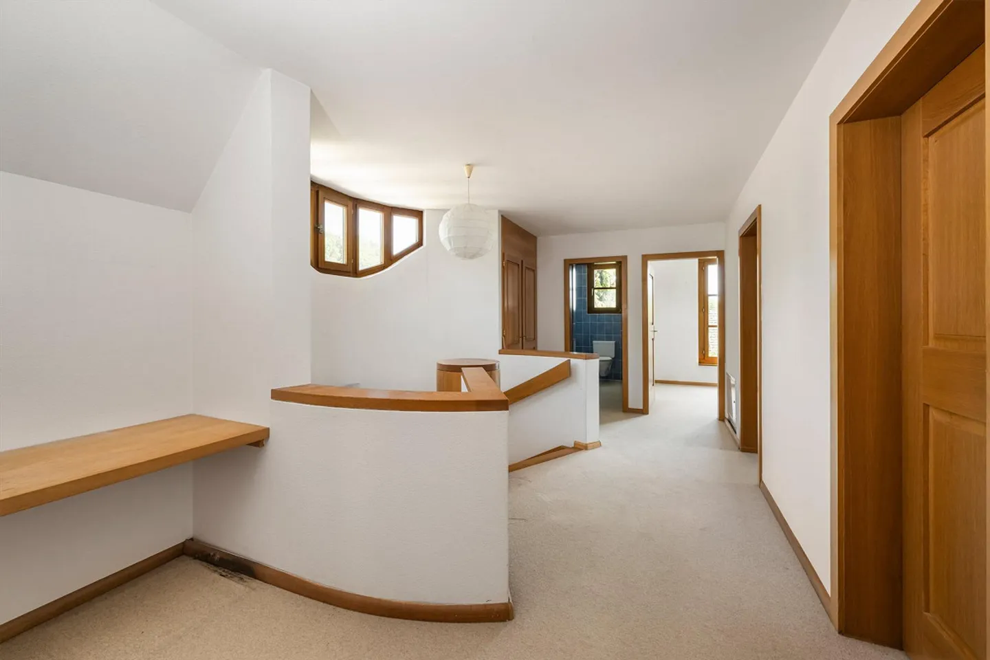 Maison individuelle indépendante avec beaucoup de vie privée, jardin spacieux et caractère particulier - Photo 9 sur 13