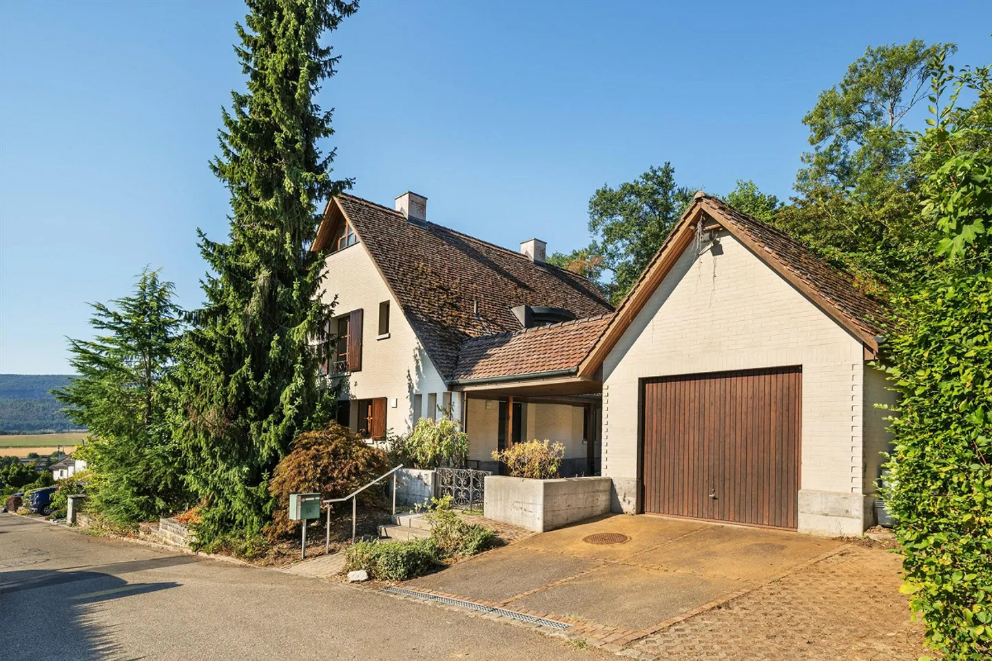 Maison individuelle indépendante avec beaucoup de vie privée, jardin spacieux et caractère particulier - Photo 12 sur 13