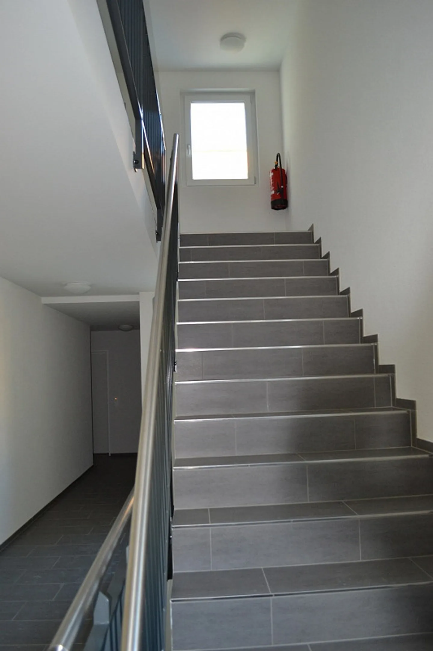 Belle appartement de 2,5 pièces avec de nombreux points positifs - Photo 7 sur 8