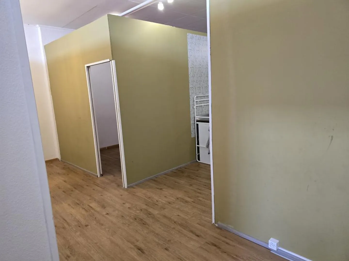 Office - Photo 5 of 8