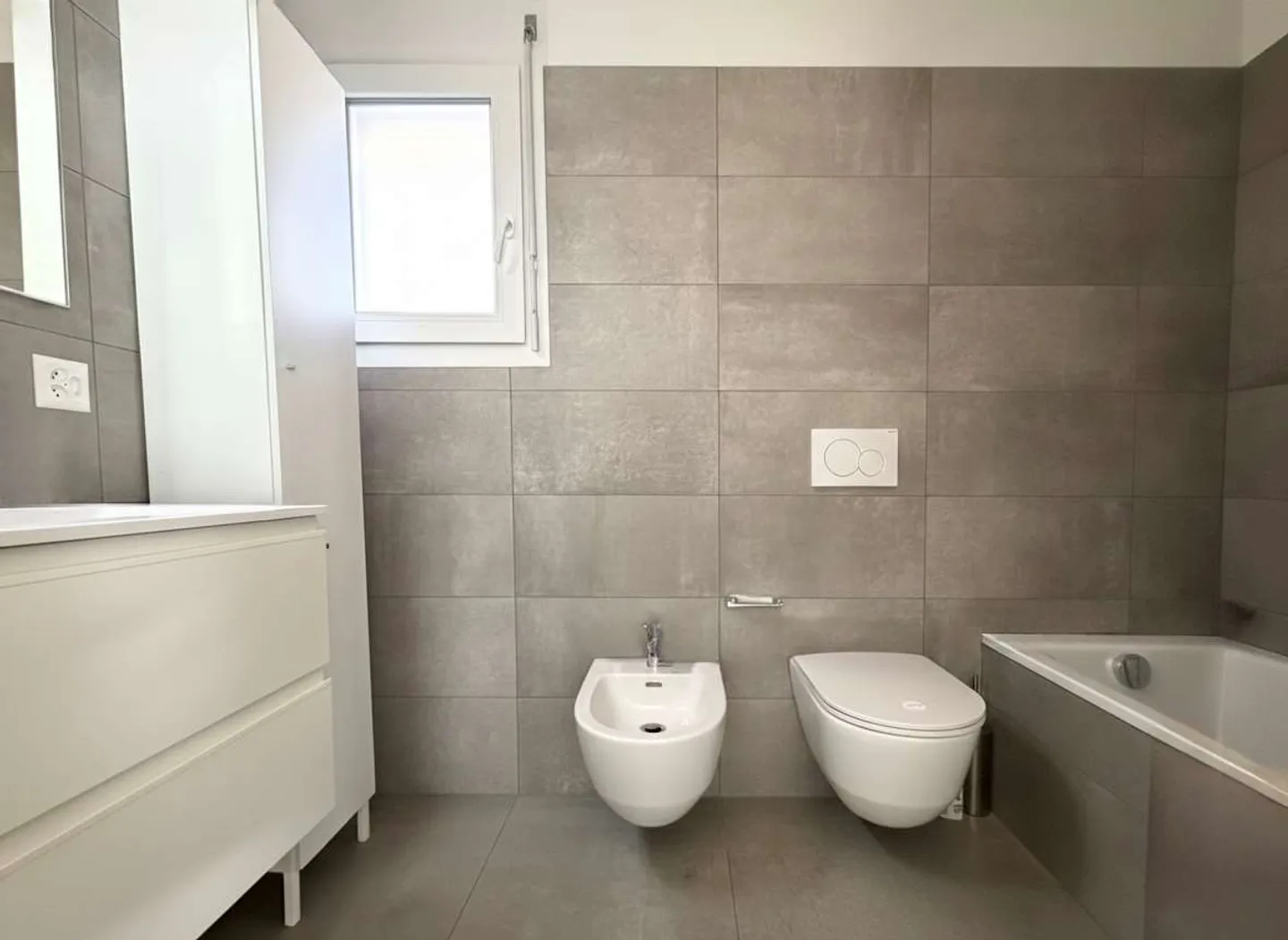 Modernes 3.5-Zimmer-Apartment in Castione-Arbedo - Foto 7 von 9