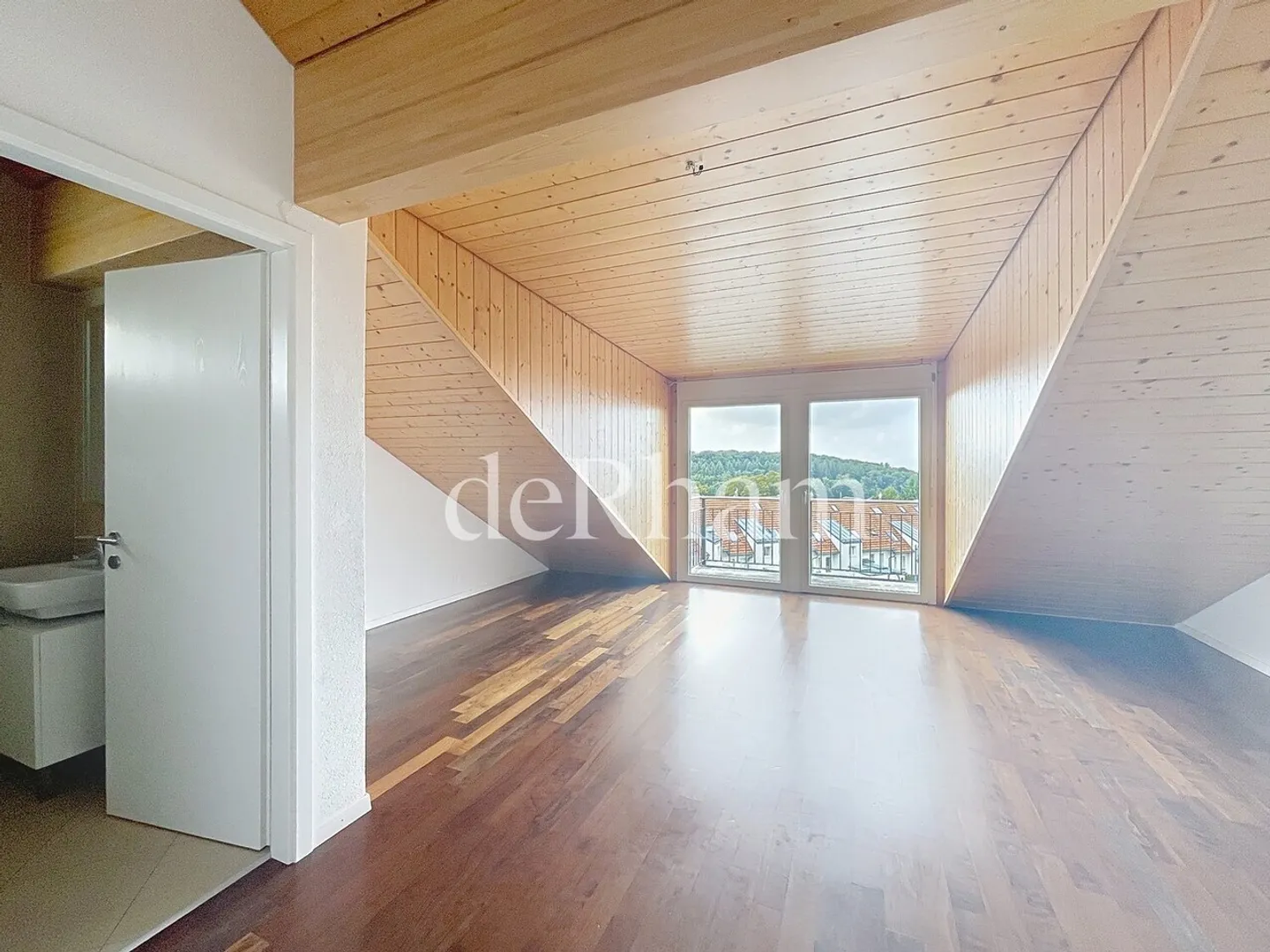 Villa mitoyenne de 5,5 pièces avec jardin - Photo 6 sur 10