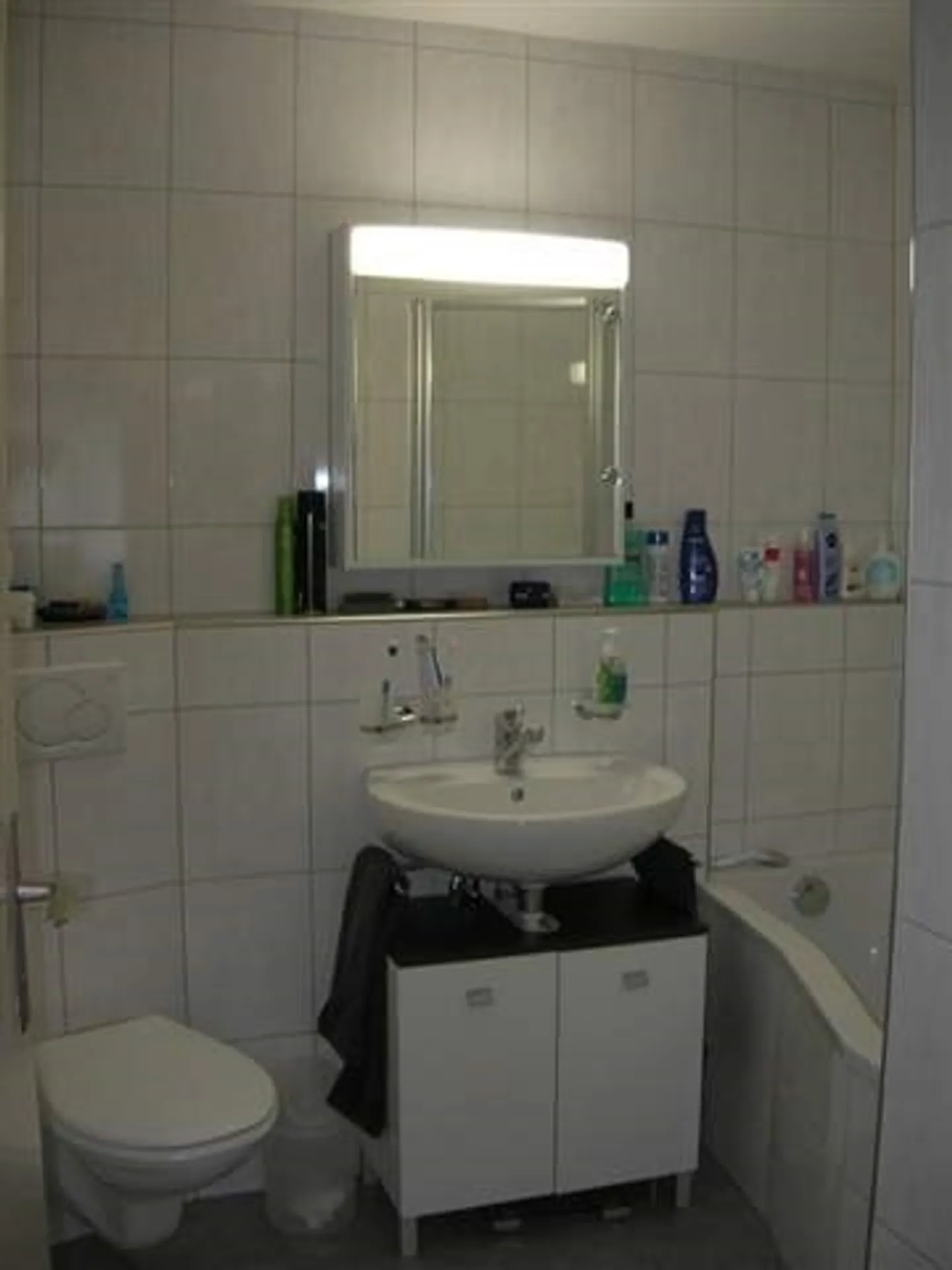 Appartement 3 pièces confortable - Photo 3 sur 6