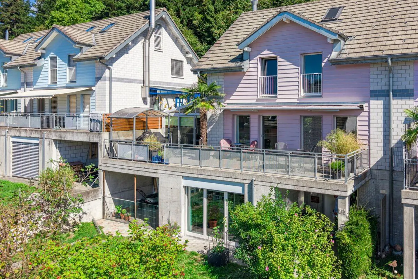 Maison semi-détachée familiale à vendre - Photo 1 sur 15