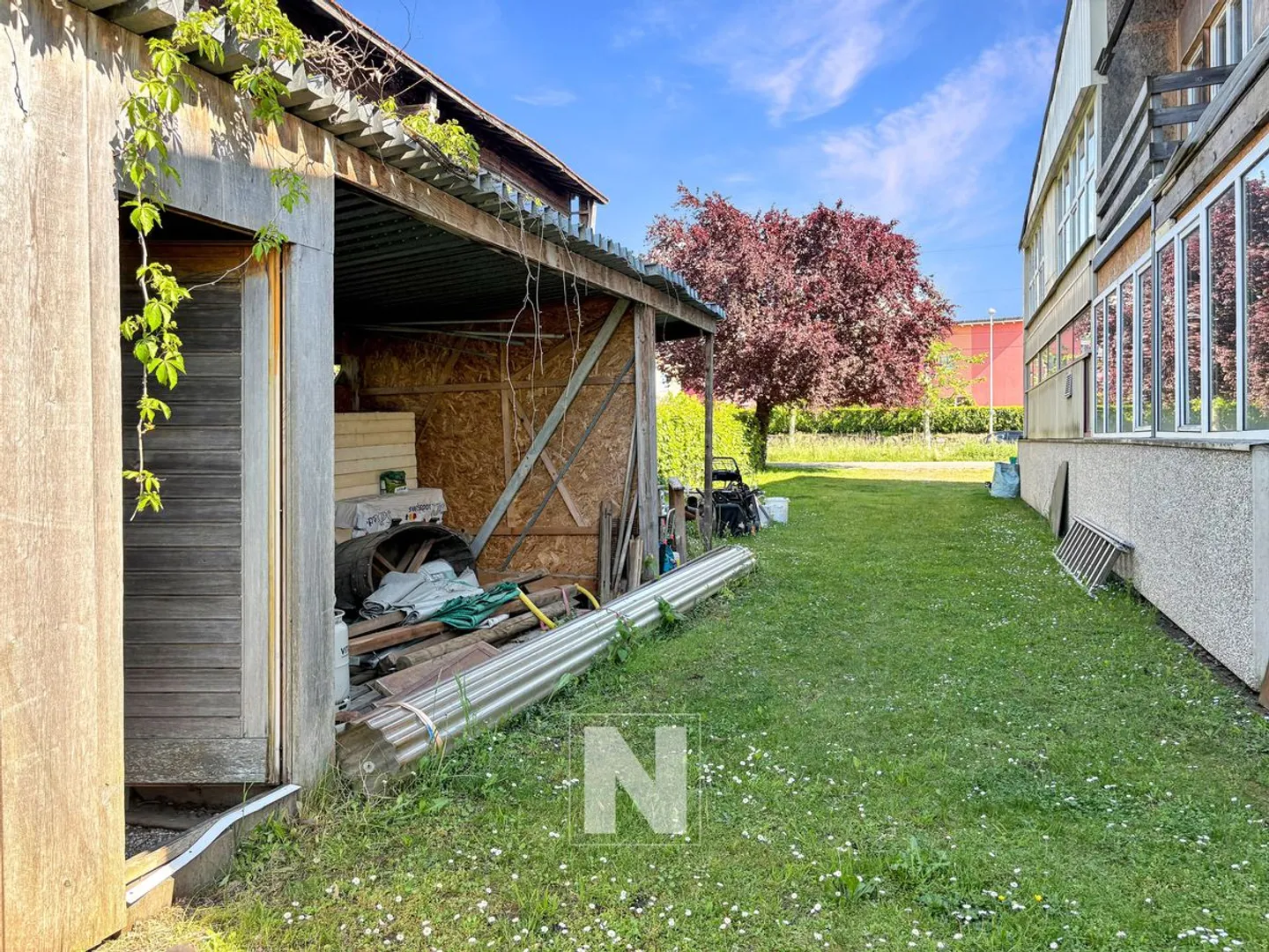 Mixed Property - 150m2 Apartment and Large Workshop - Photo 11 of 13