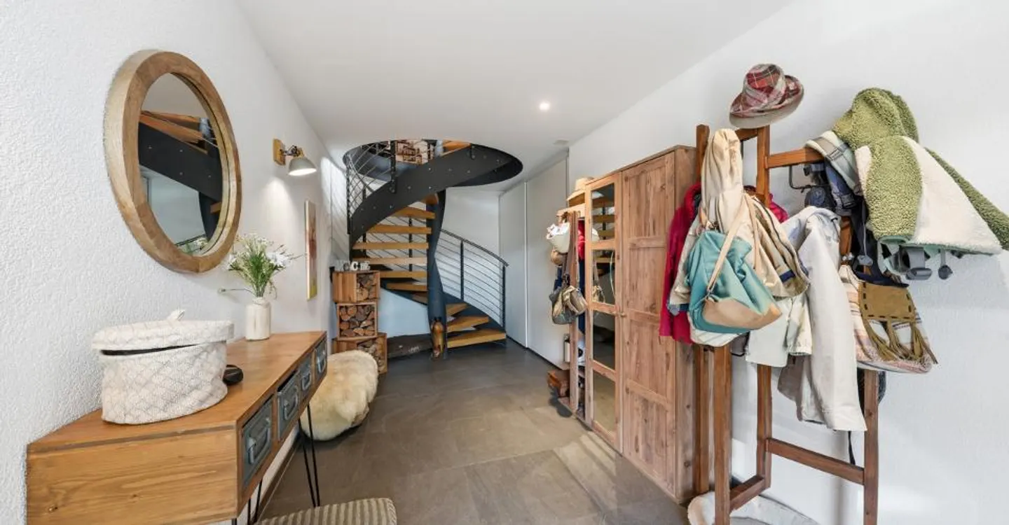 Appartamento Triplex Ristrutturato - Foto 2 di 12