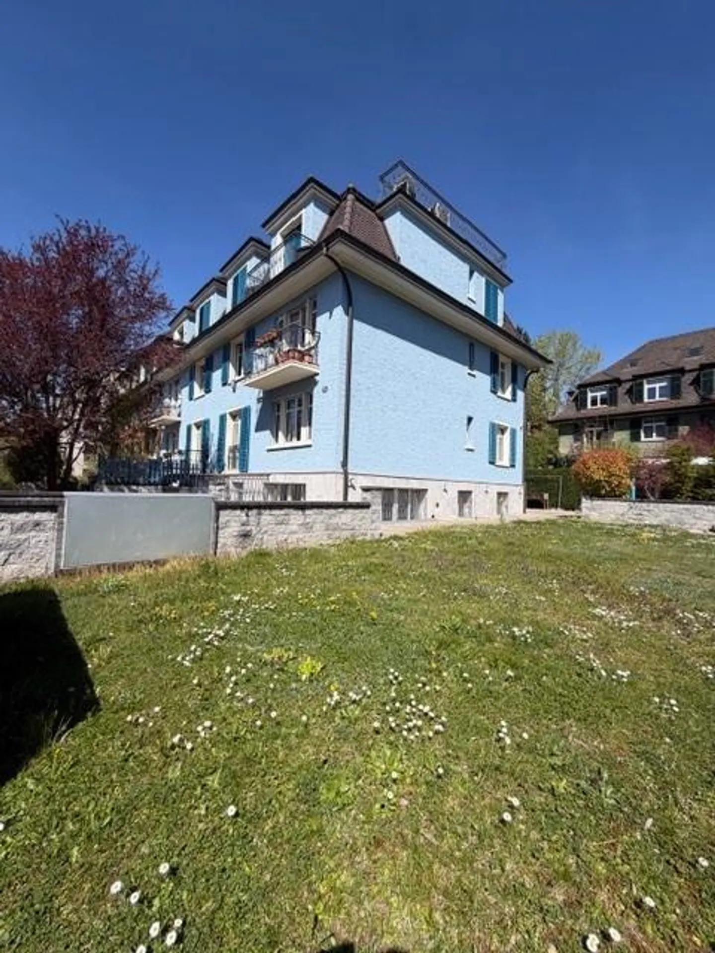 Appartement lumineux avec charme dans un emplacement idéal - Photo 1 sur 8