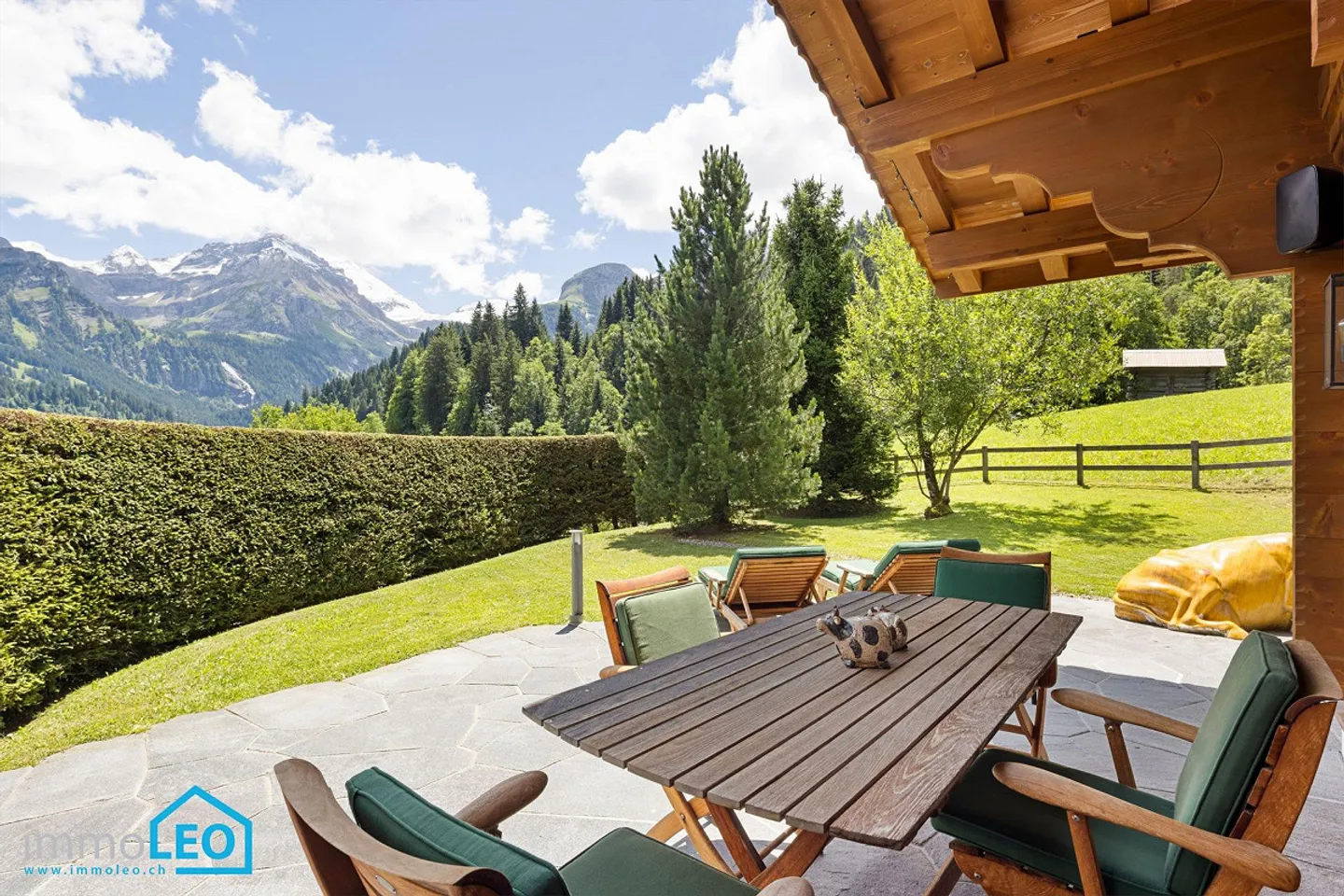 Chalet di lusso con giardino a Lauenen vicino a Gstaad - Foto 8 di 13
