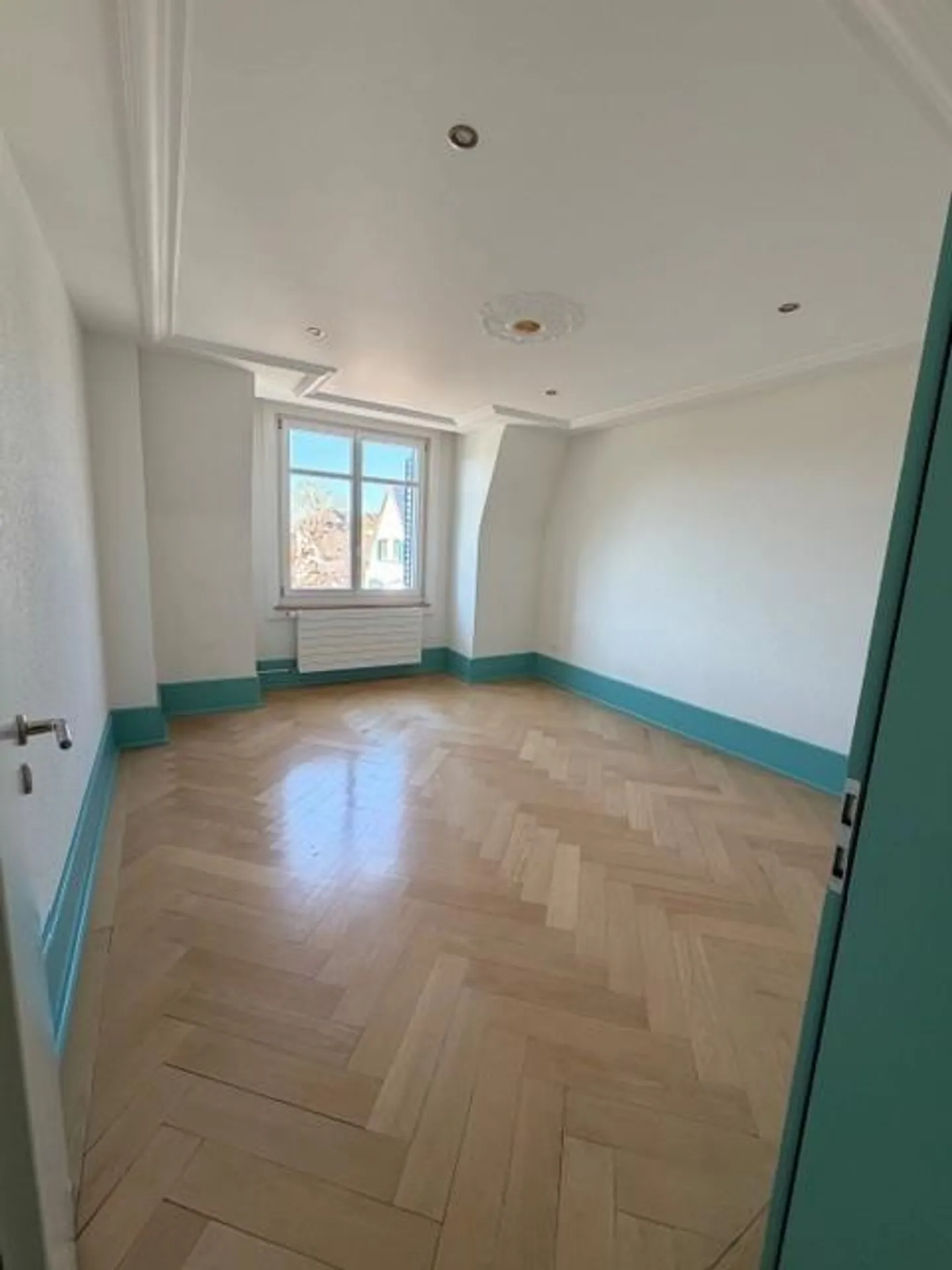 Appartement lumineux avec charme dans un emplacement idéal - Photo 3 sur 8