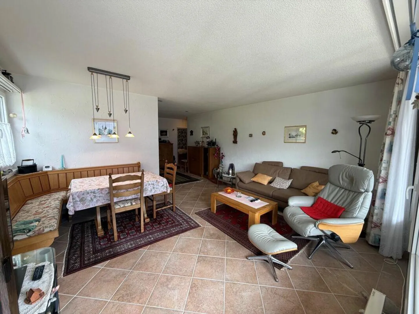 Appartement ensoleillé de 3,5 pièces, Hauptstrasse 30, Davos Wiesen Copie - Photo 8 sur 14