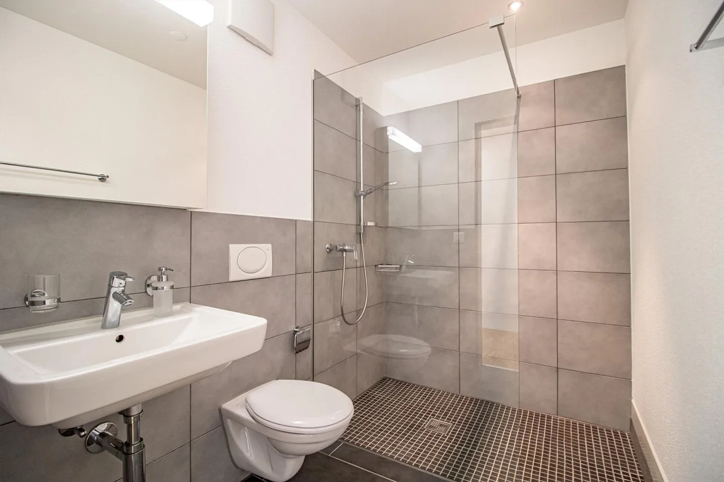 Modern 2½-room apartment for a cozy stay - Photo 4 of 6