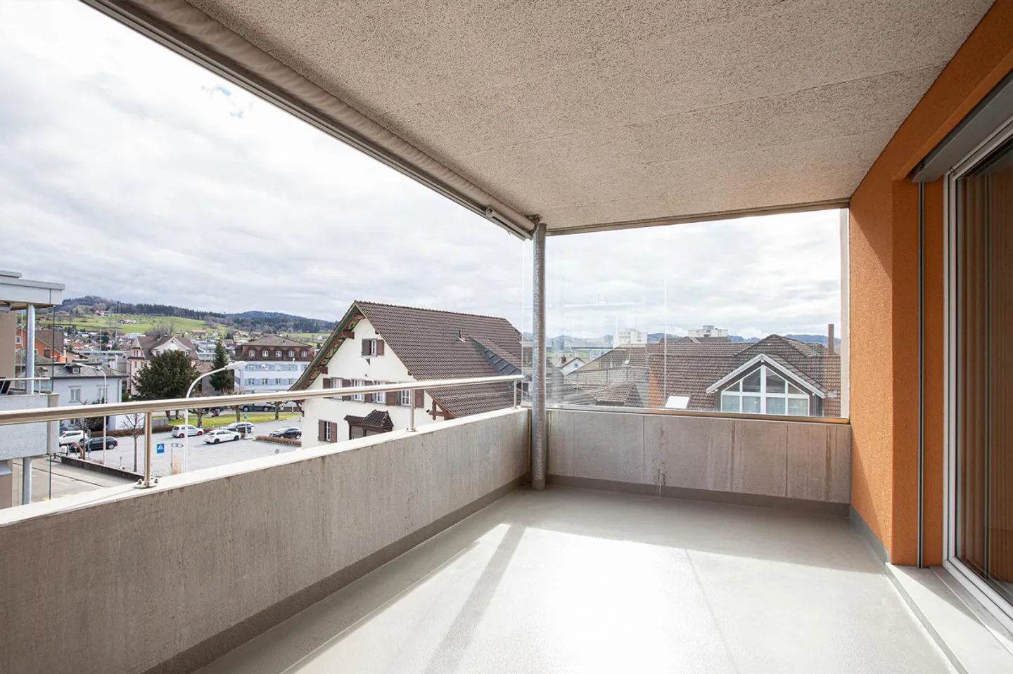 Home is Arrival - Light-Filled Apartment for Comfort! - Photo 13 of 13