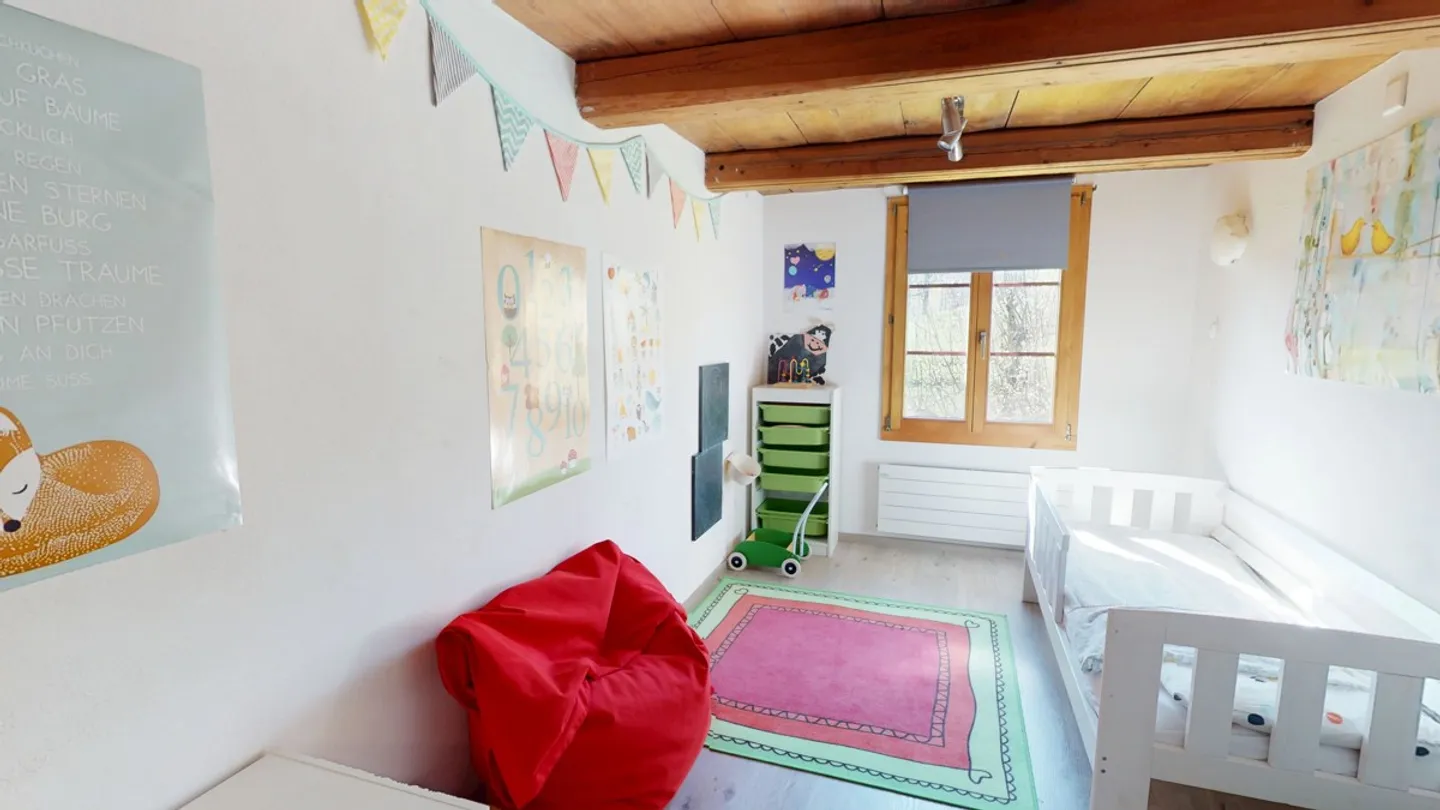 Stöckli dans un emplacement idyllique dans le vert - Photo 13 sur 15