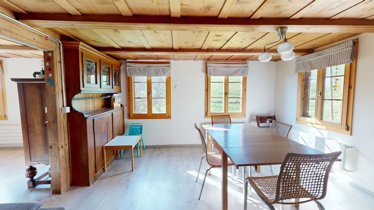 Stöckli dans un emplacement idyllique dans le vert - Photo 8 sur 15