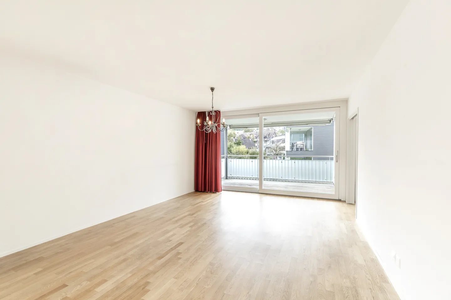 Ruhig und komfortabel wohnen, alles in der Nähe - Foto 2 von 7