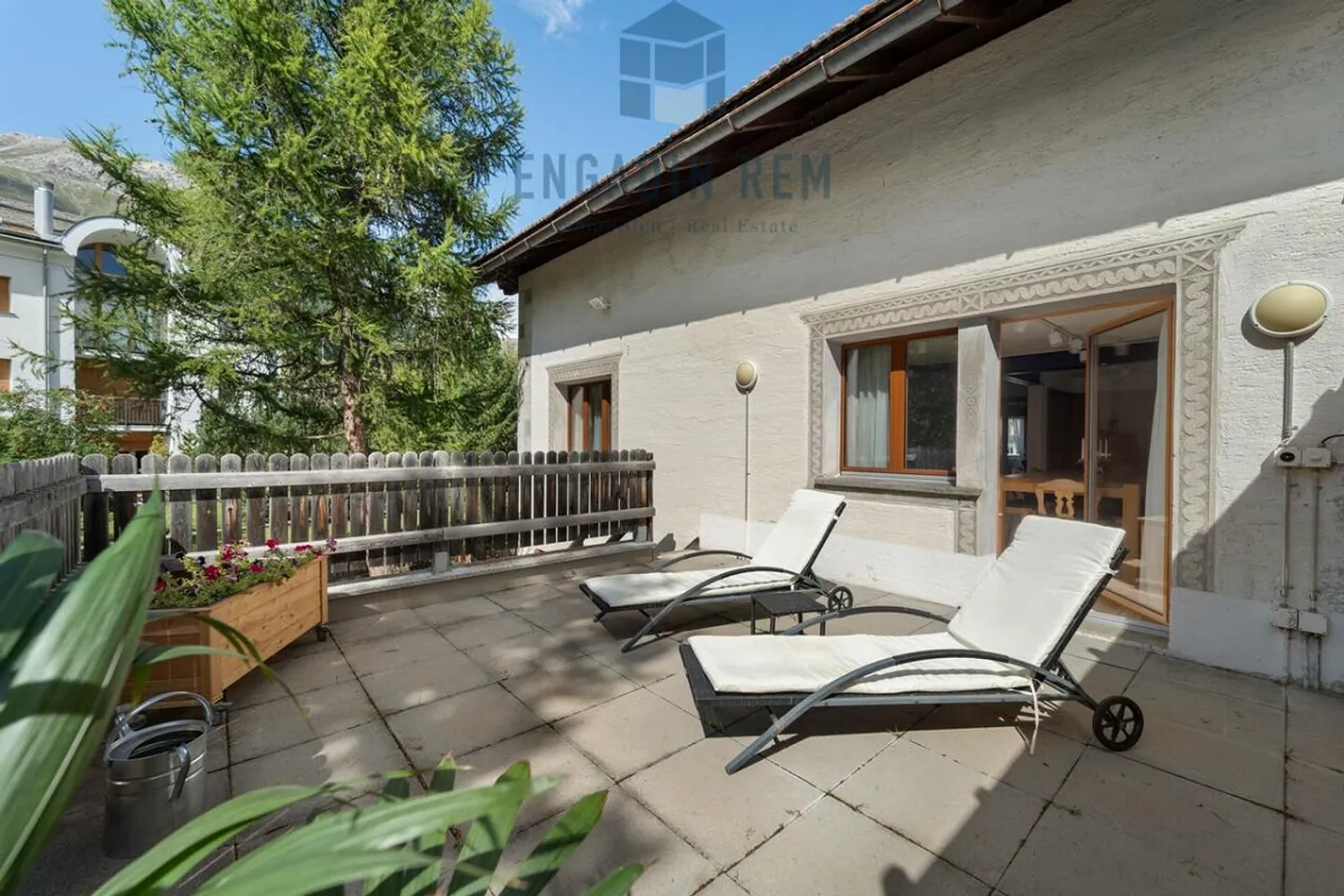 Furnished house in a central location in Celerina for rent - Photo 2 of 11