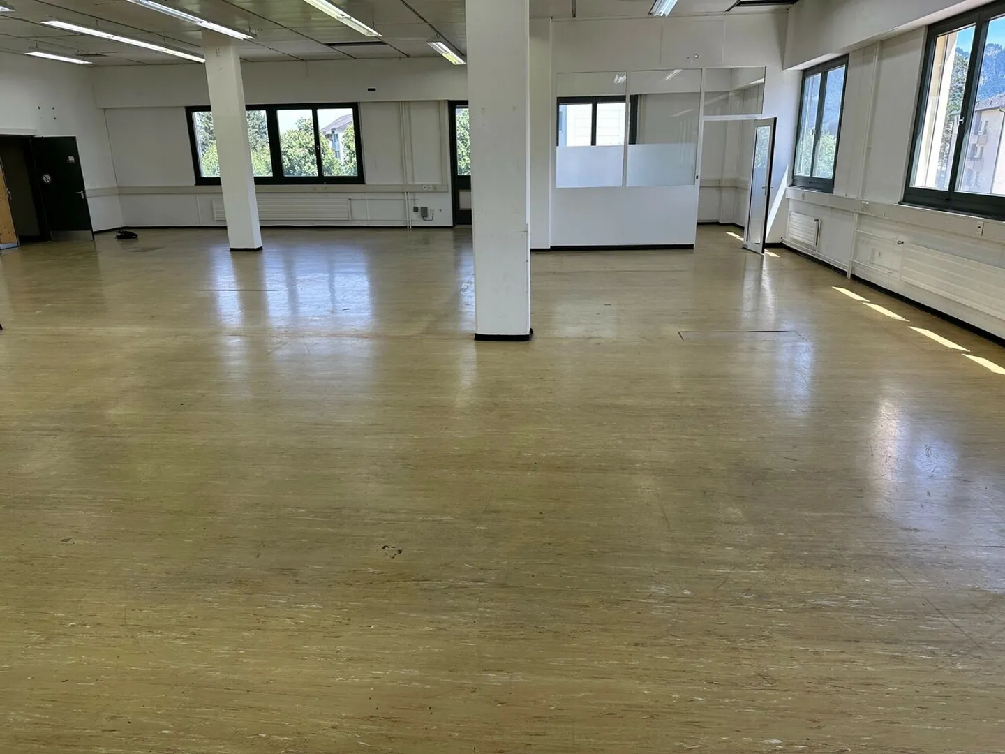 Espace Commercial en Emplacement Privilégié - Photo 4 sur 5