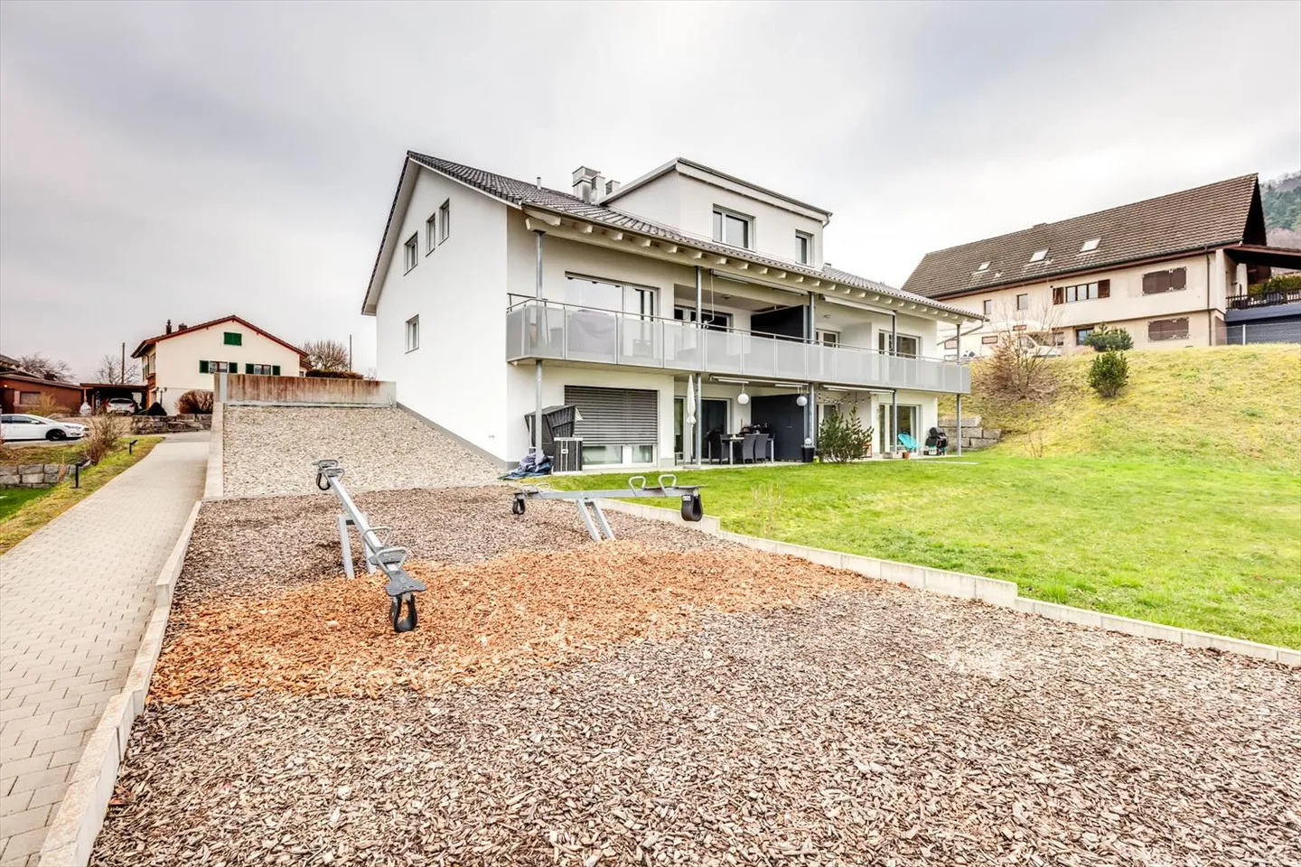 Apartment for rent - Photo 1 of 13