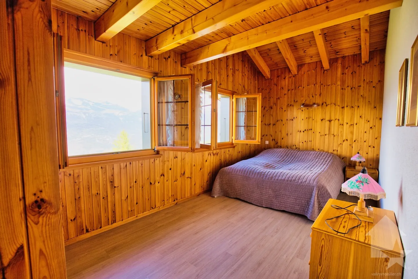 Chalet con 2 appartamenti su un grande lotto, posizione eccezionale! - Foto 30 di 43