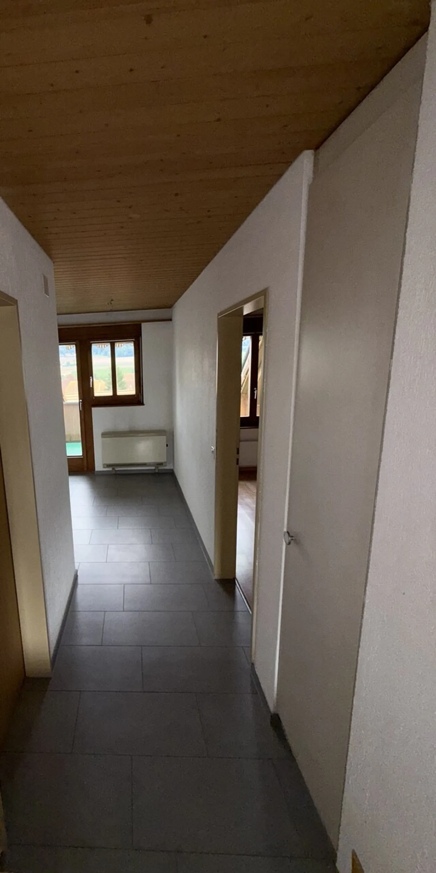Affascinante appartamento maisonette di 3,5 stanze in affitto in campagna - Foto 9 di 12