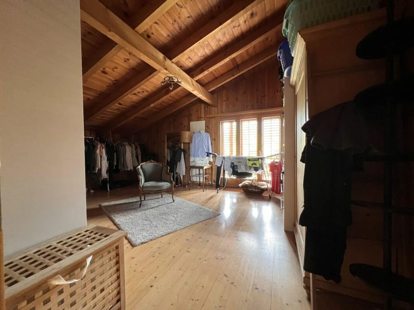 Unique opportunity: spacious property with single-family house... - Photo 7 of 15