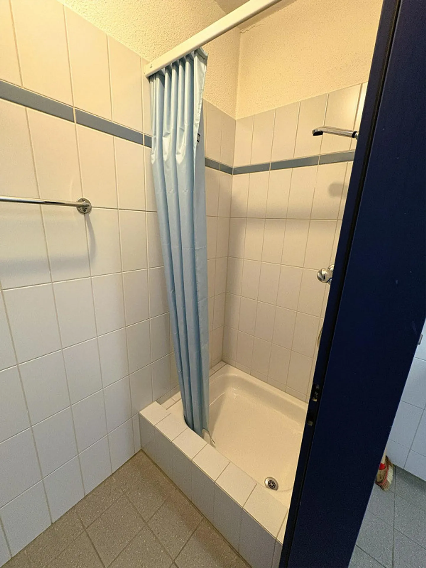 Storage Areas (heated) / Office in prime location in Winterthur-Grüze - Photo 8 of 15