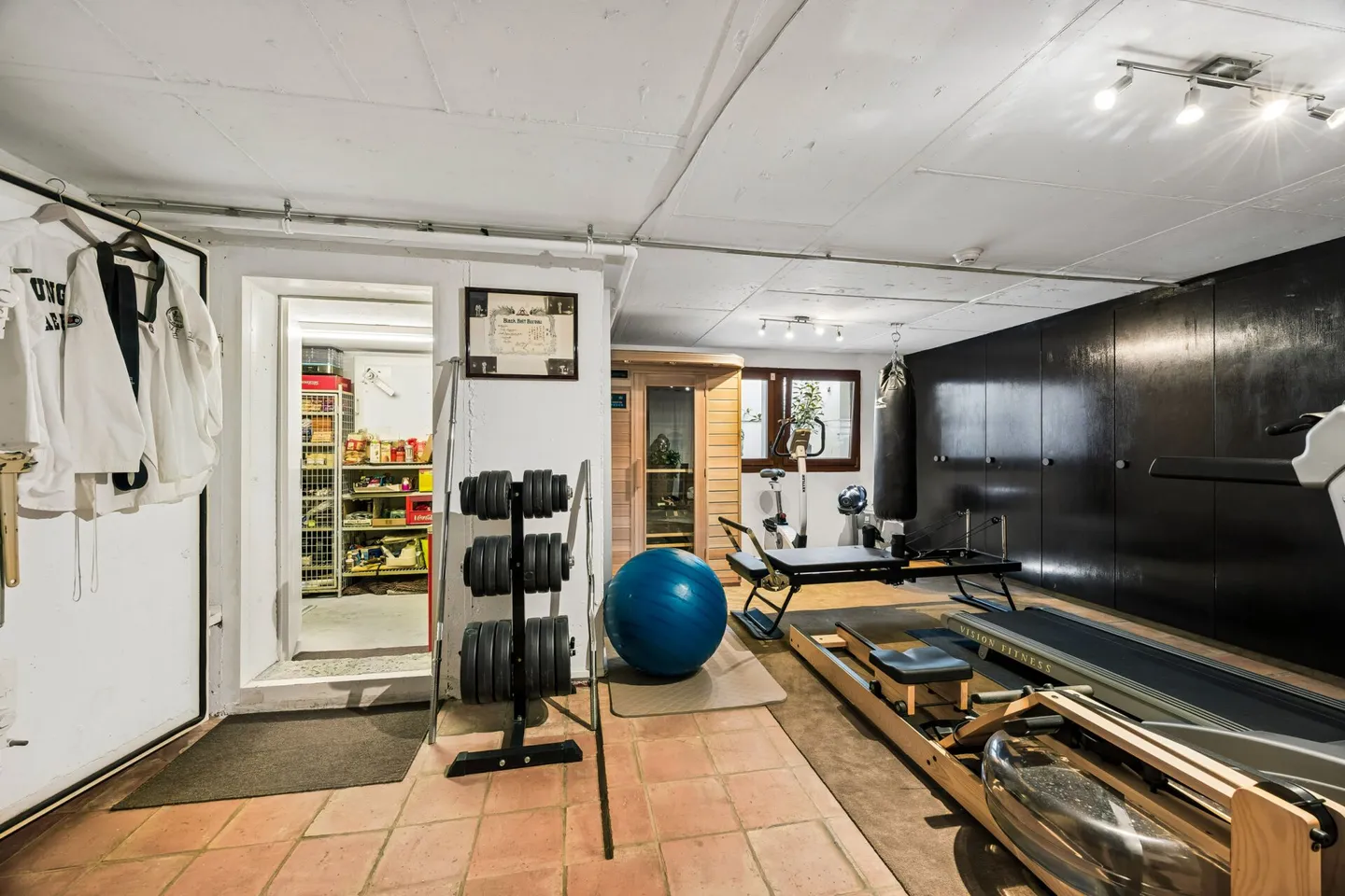 Elegante Villa in Stallikon - Foto 4 von 61