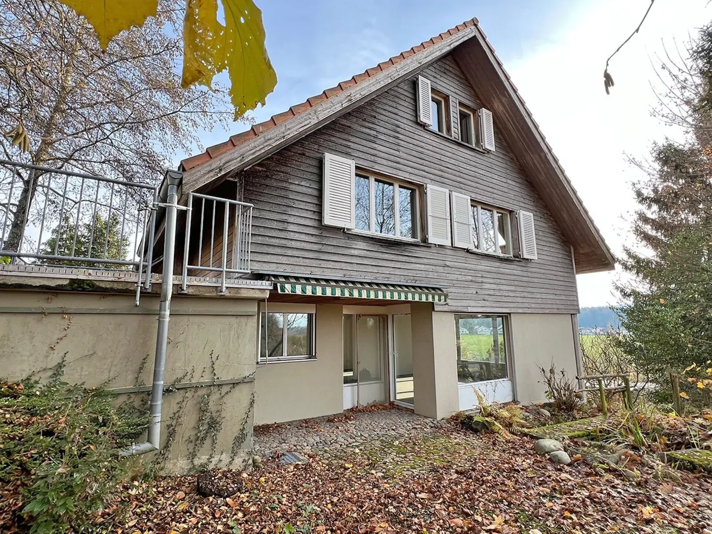 Property with two apartments and garage - Photo 1 of 35