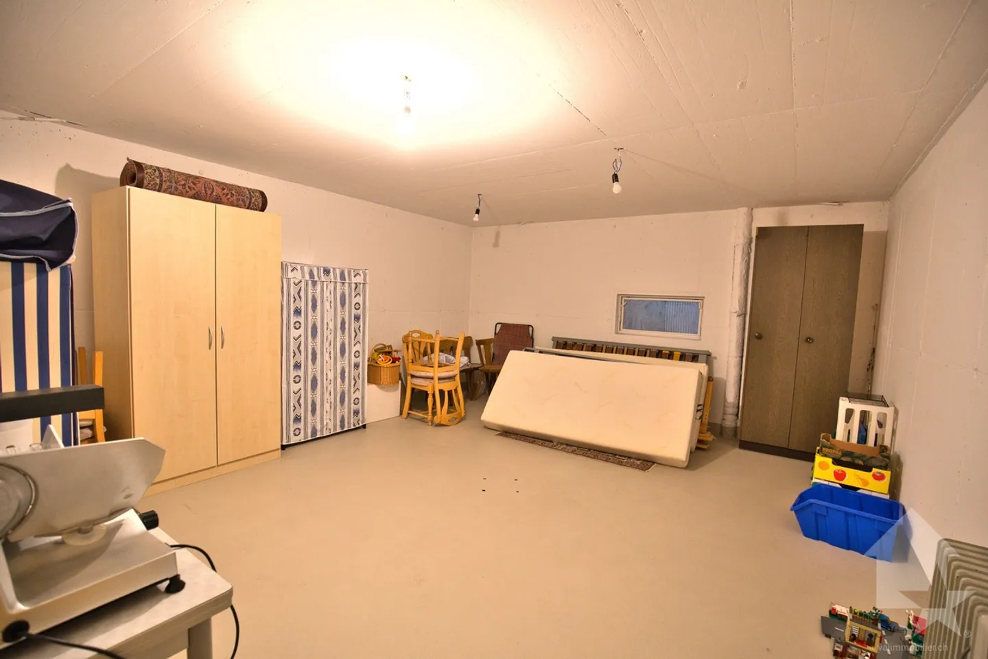 Chalet con 2 appartamenti su un grande lotto, posizione eccezionale! - Foto 42 di 43