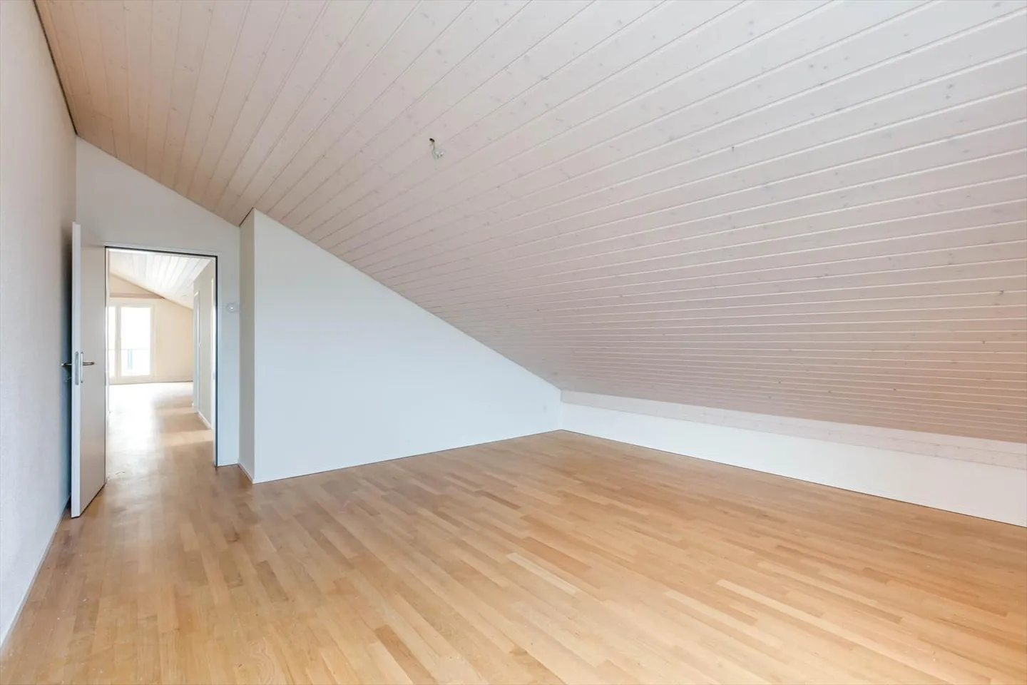 Apartment for rent - Photo 10 of 13