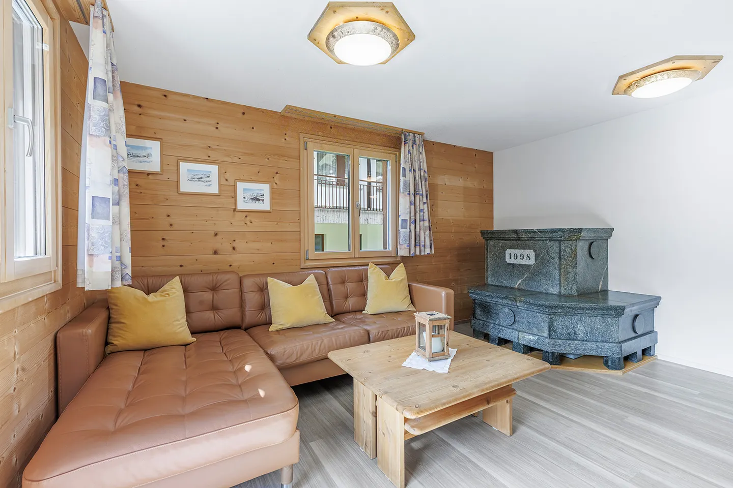 Appartement Charmant avec Vue sur Montagne - Photo 3 sur 9