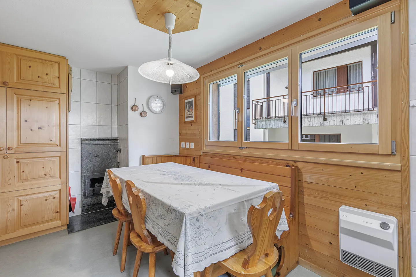 Appartement Charmant avec Vue sur Montagne - Photo 4 sur 9