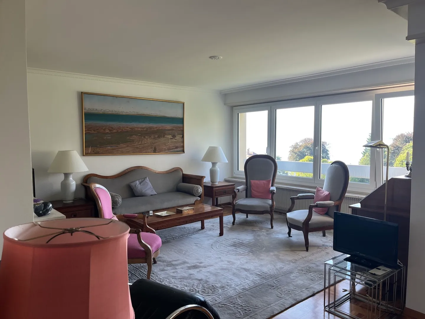 APPARTAMENTO 4 STANZE A LA TOUR-DE-PEILZ (VD), ARREDATO, A TEMPO DETERMINATO - Foto 1 di 10