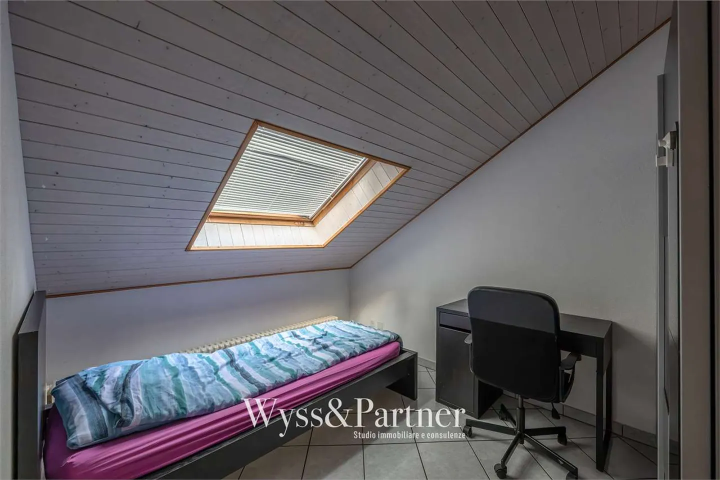 Magadino - Spacious duplex apartment just steps from the lake! - Photo 10 of 13