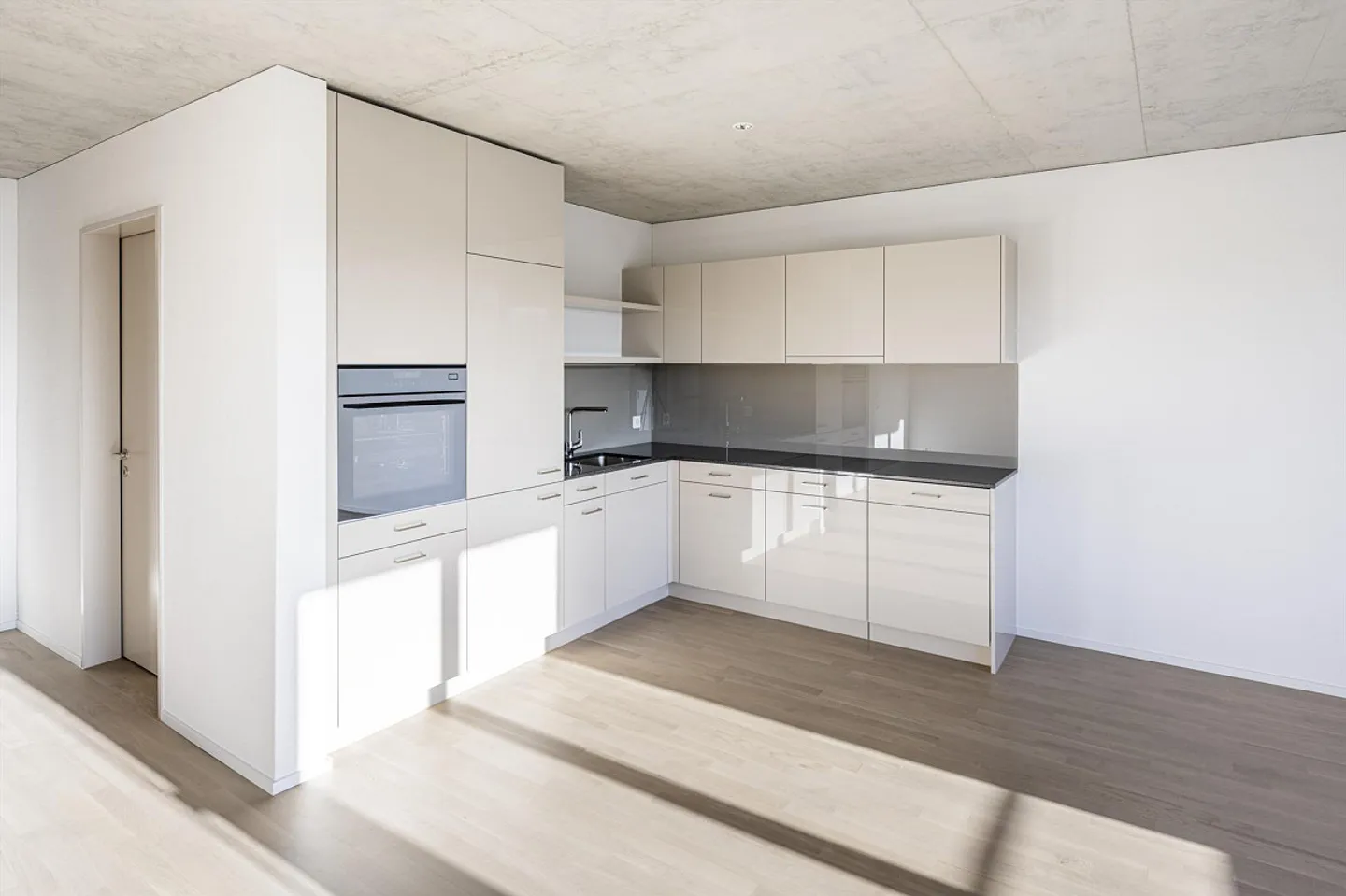 Appartement 2,5 pièces à Niederuzwil - Photo 3 sur 5
