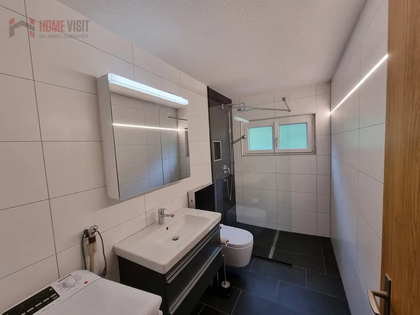 Appartement 4.5 pièces avec vue imprenable à Staldenried - Photo 5 sur 9