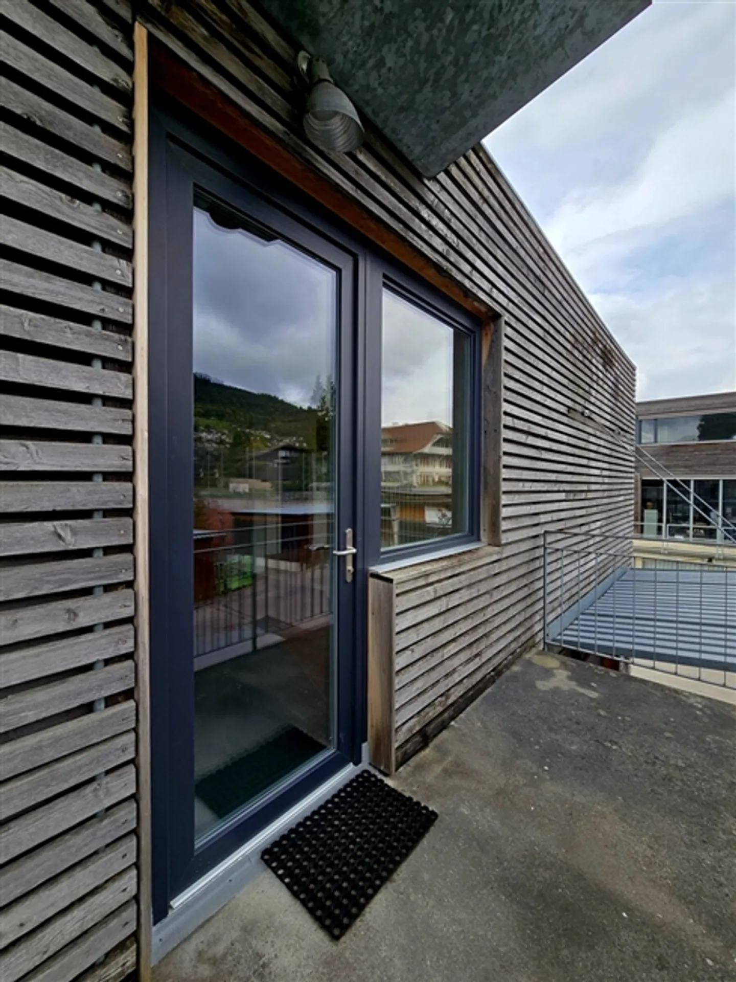 Beautiful commercial space in optimal location - Photo 5 of 13