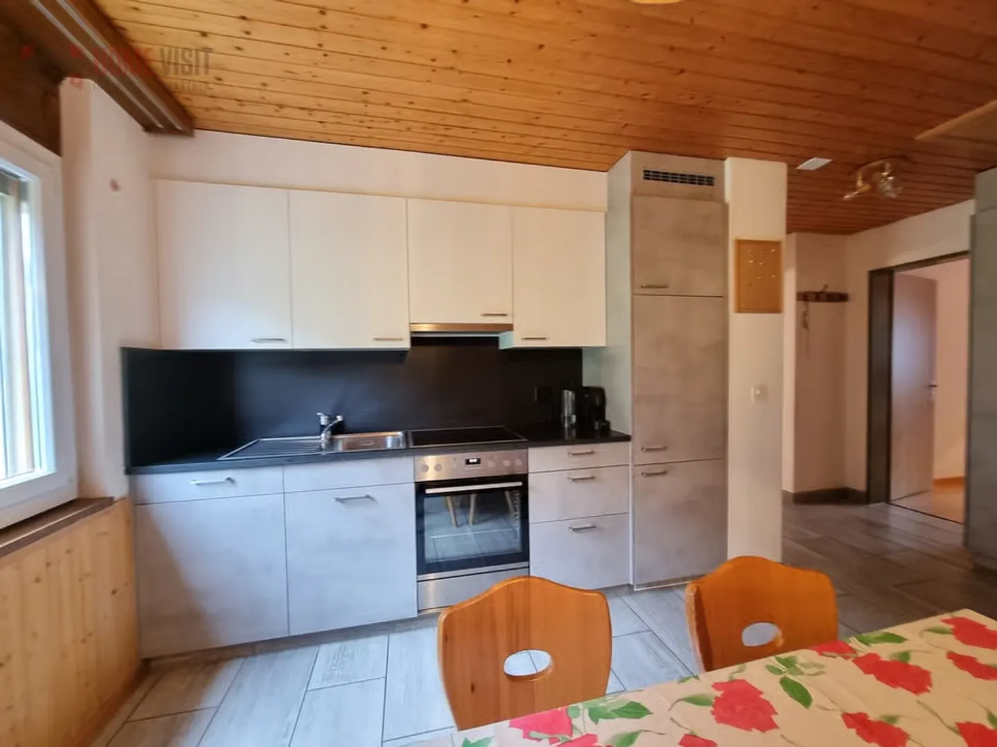 Appartement 4.5 pièces avec vue imprenable à Staldenried - Photo 4 sur 9