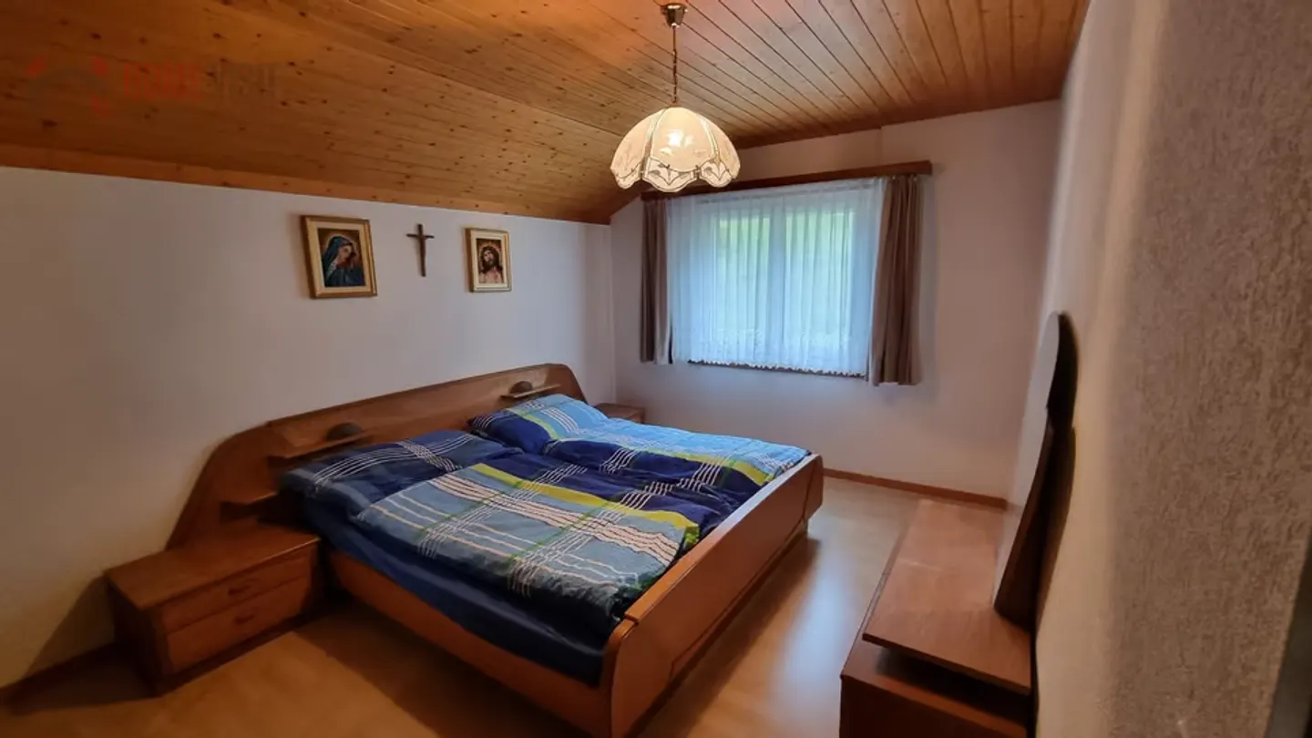 Appartement 4.5 pièces avec vue imprenable à Staldenried - Photo 8 sur 9