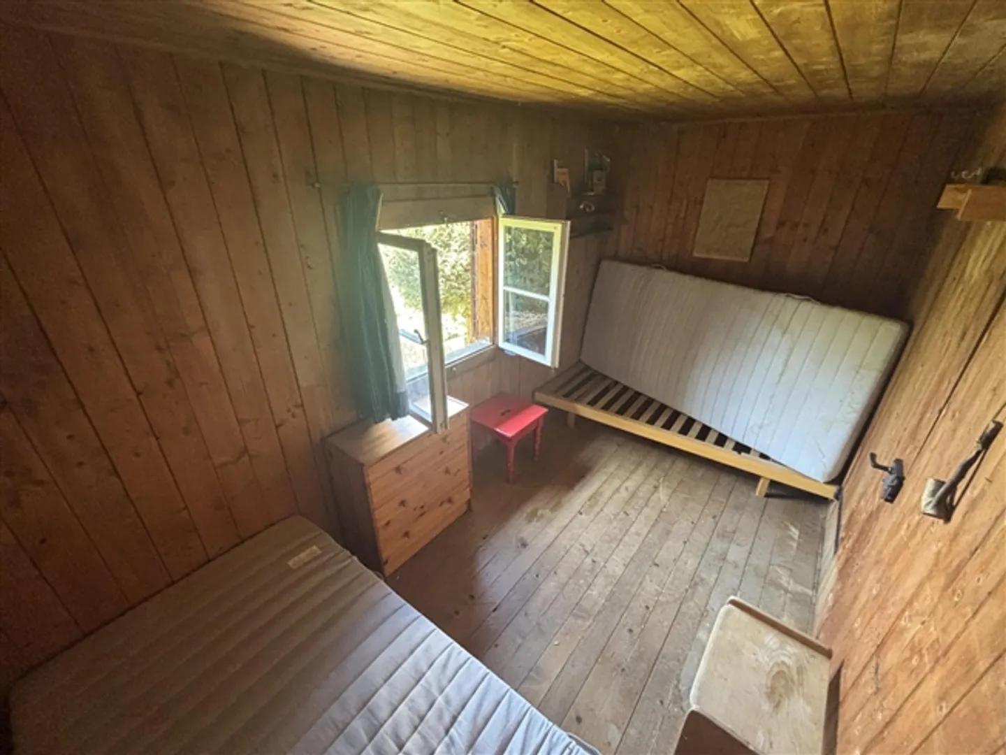 Rustic with large plot, to renovate, surrounded by nature, in a very quiet and sunny location - Photo 7 of 20