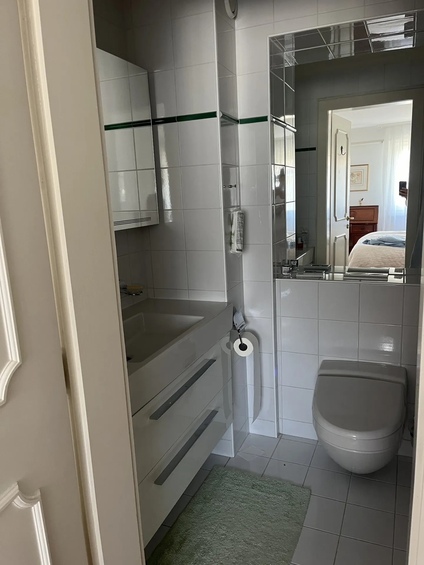 APPARTAMENTO 4 STANZE A LA TOUR-DE-PEILZ (VD), ARREDATO, A TEMPO DETERMINATO - Foto 8 di 10