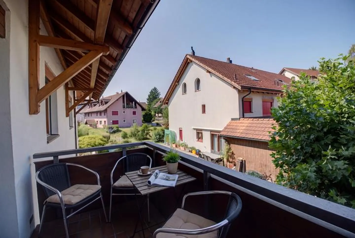 VIVERE IN MODO COMPATTO IN UN BELLO AMBIENTE - APPARTAMENTO DI 1,5 STANZE A ZWILLIKON - Foto 6 di 8