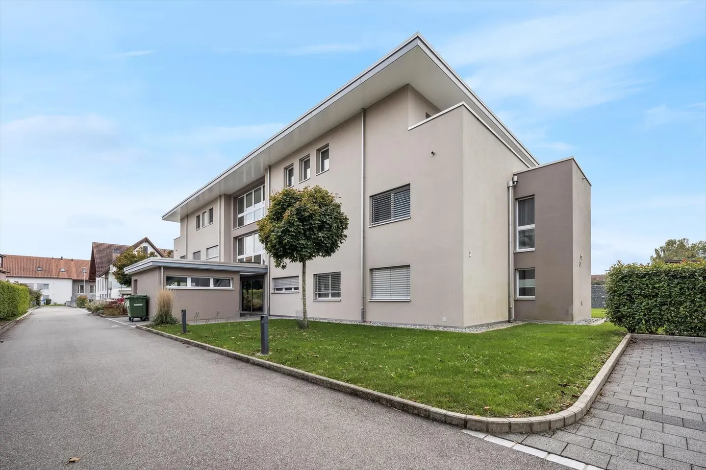 Pratico spazio per hobby - Foto 1 di 2