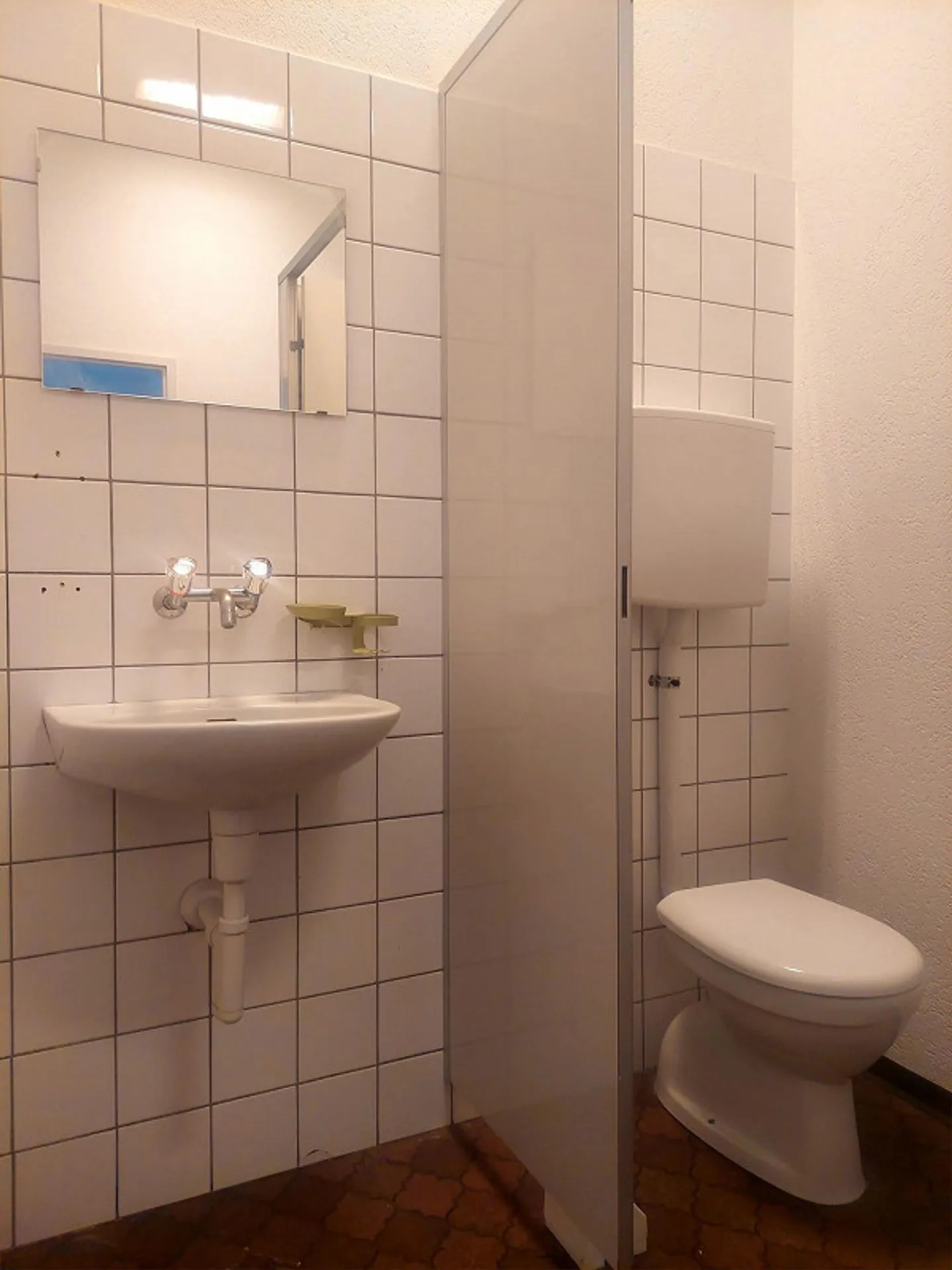 Ampio spazio commerciale in affitto nel centro del castello centrale! - Foto 8 di 10