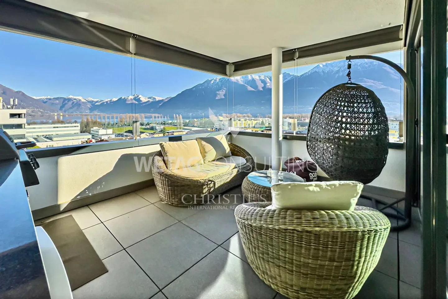 Appartement penthouse moderne avec vue sur le lac dans un emplacement central à Locarno... - Photo 1 sur 13