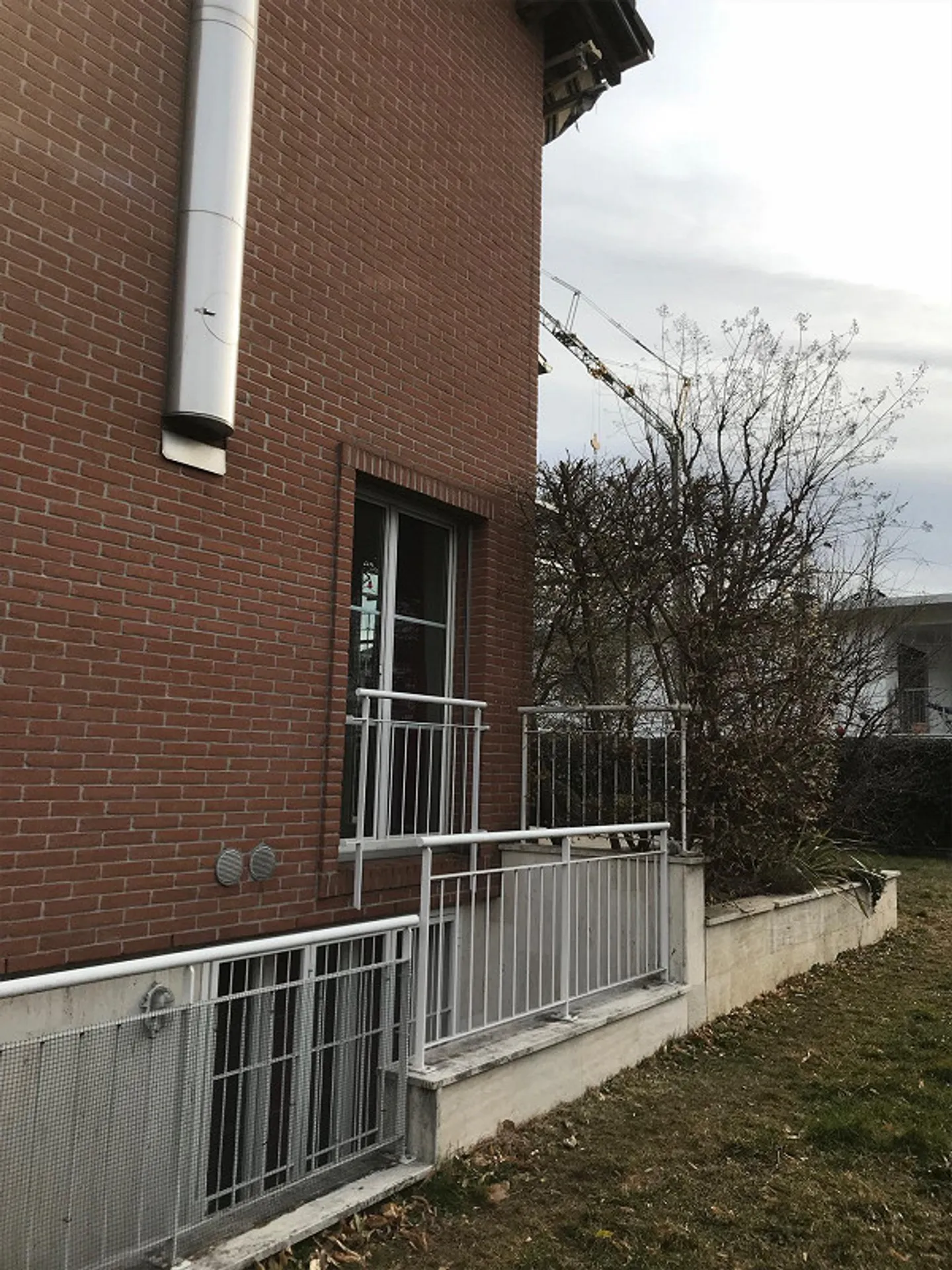 Caslano – Villa moderne avec piscine, jardin et studio indépendant - Photo 7 sur 30