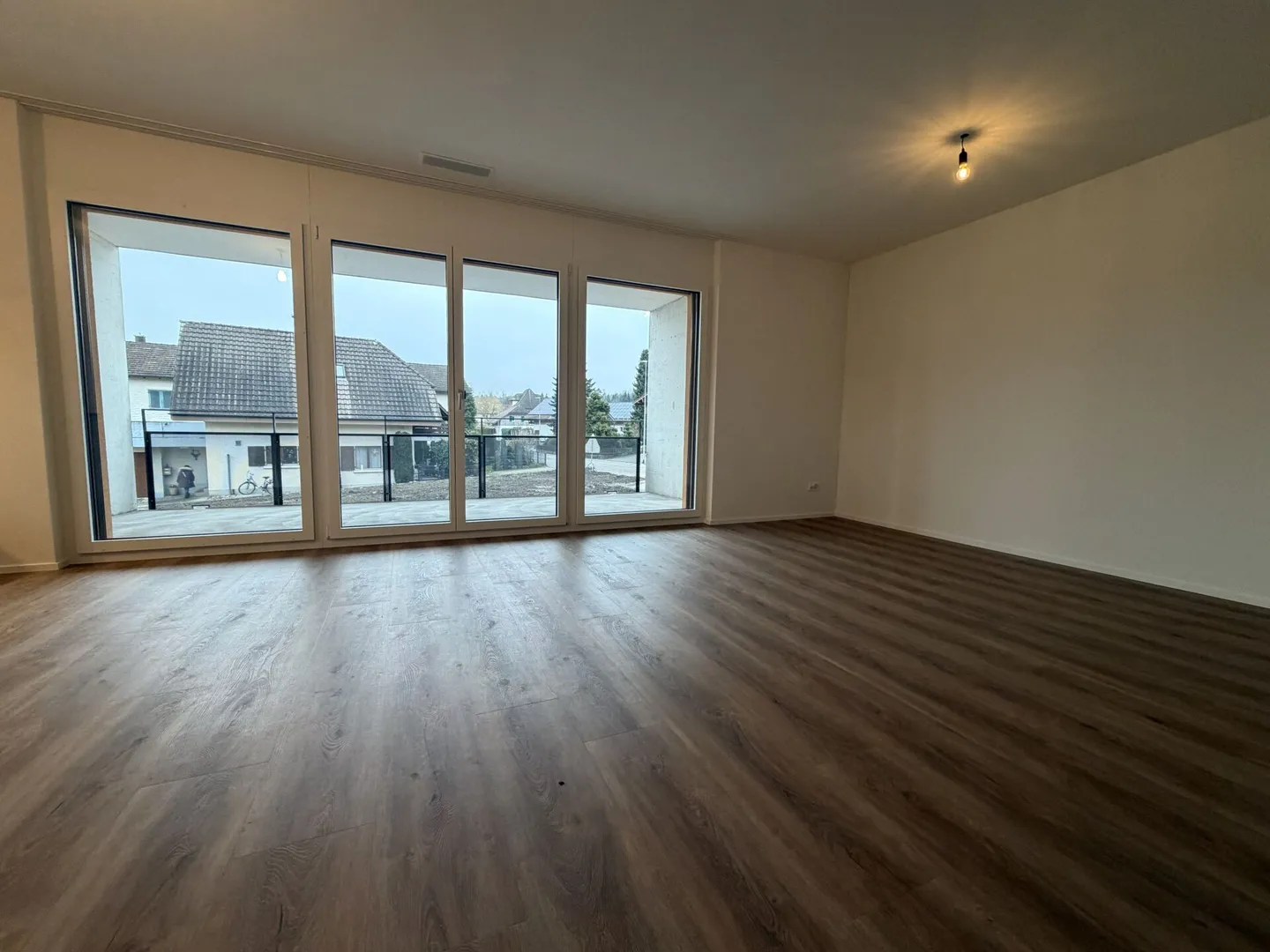 New construction - House part with 3 1/2 room apartment for rent - Photo 6 of 13