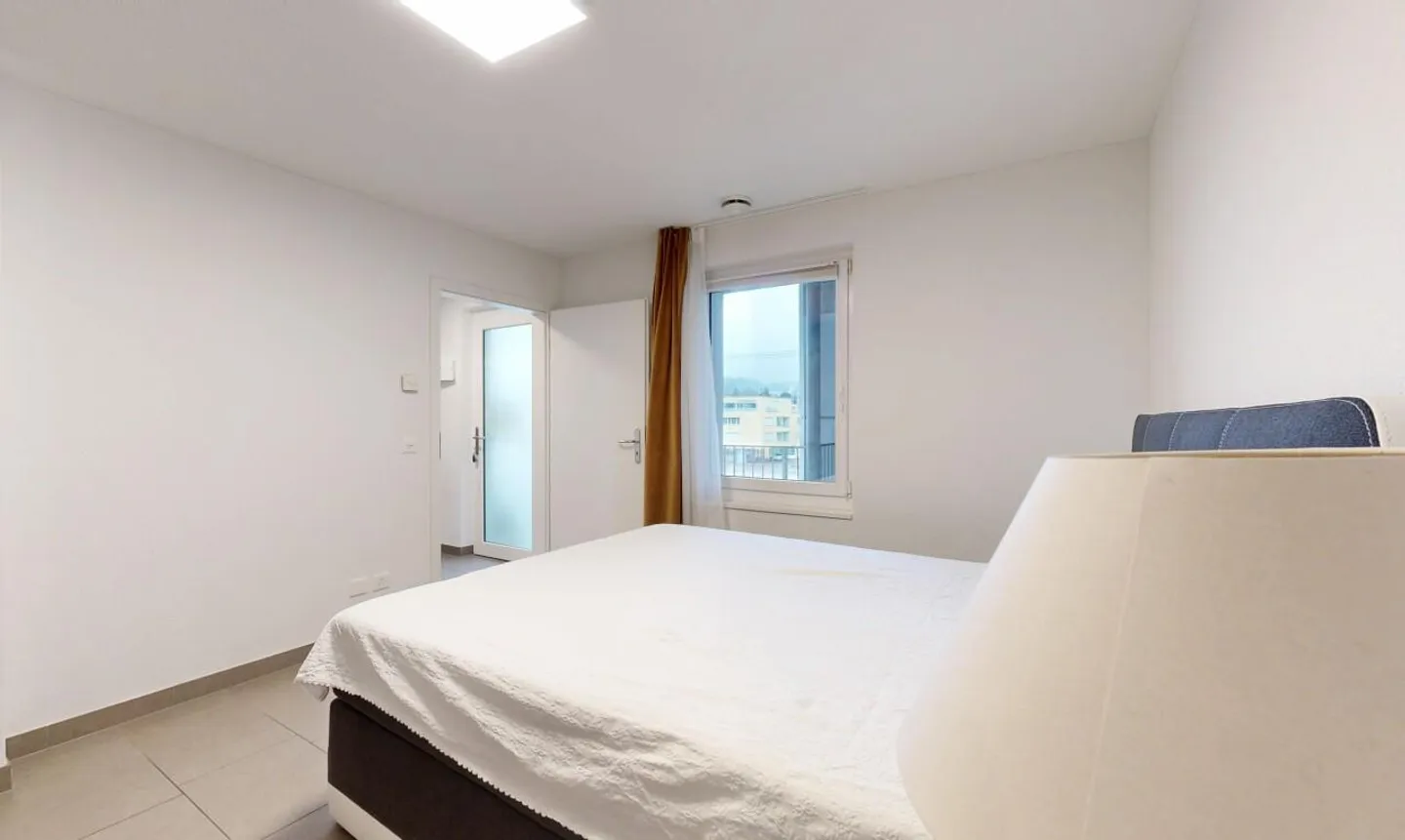 Bright 4.5-room apartment for a comfortable stay in a well-connected location - Photo 5 of 11